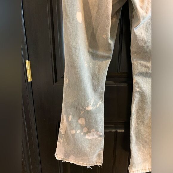 Levi’s Vintage 515 Distressed and Bleached Boot Cut Jeans | Size 14 - Picture 8 of 10
